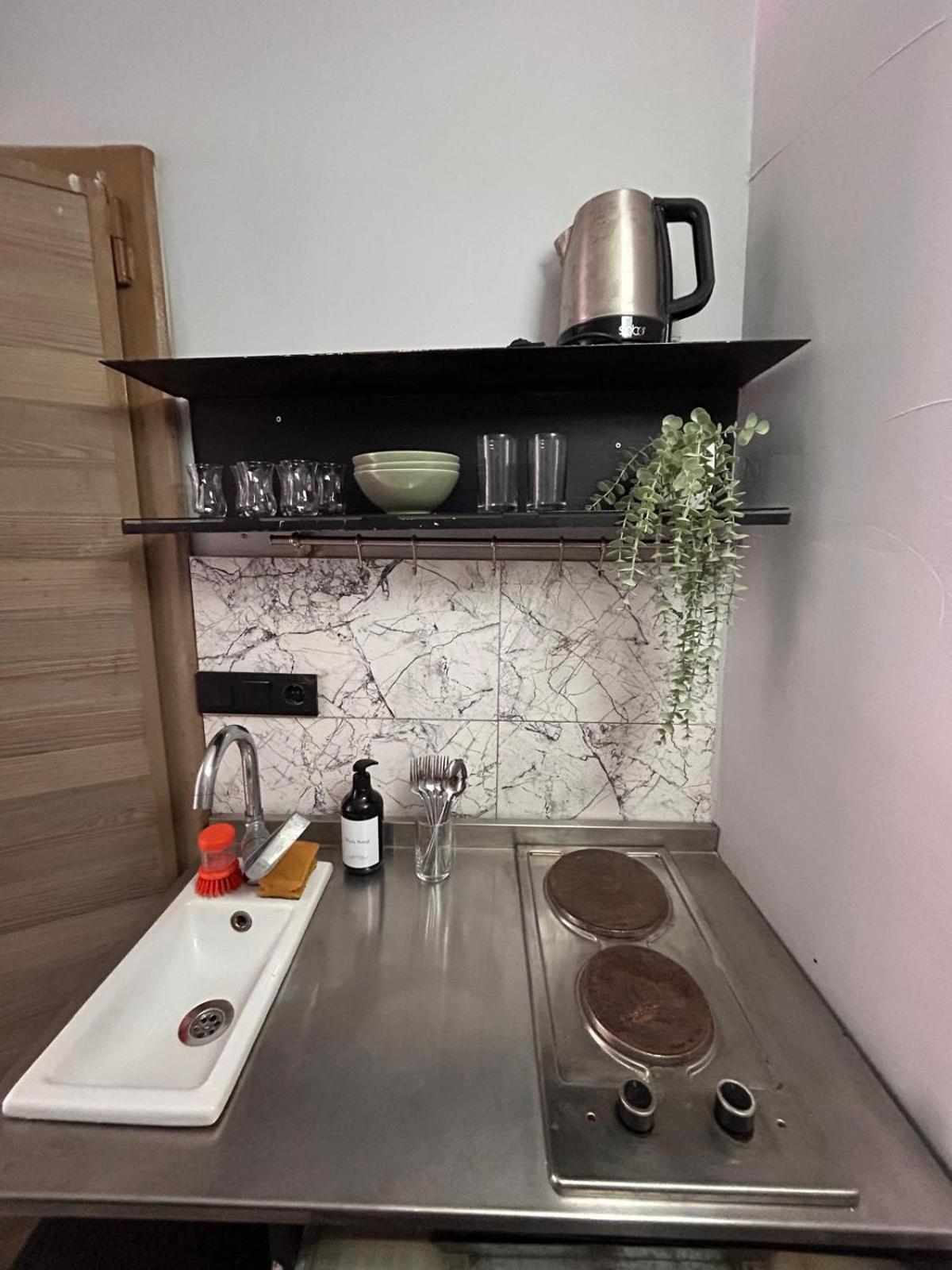 Apartment I1 House