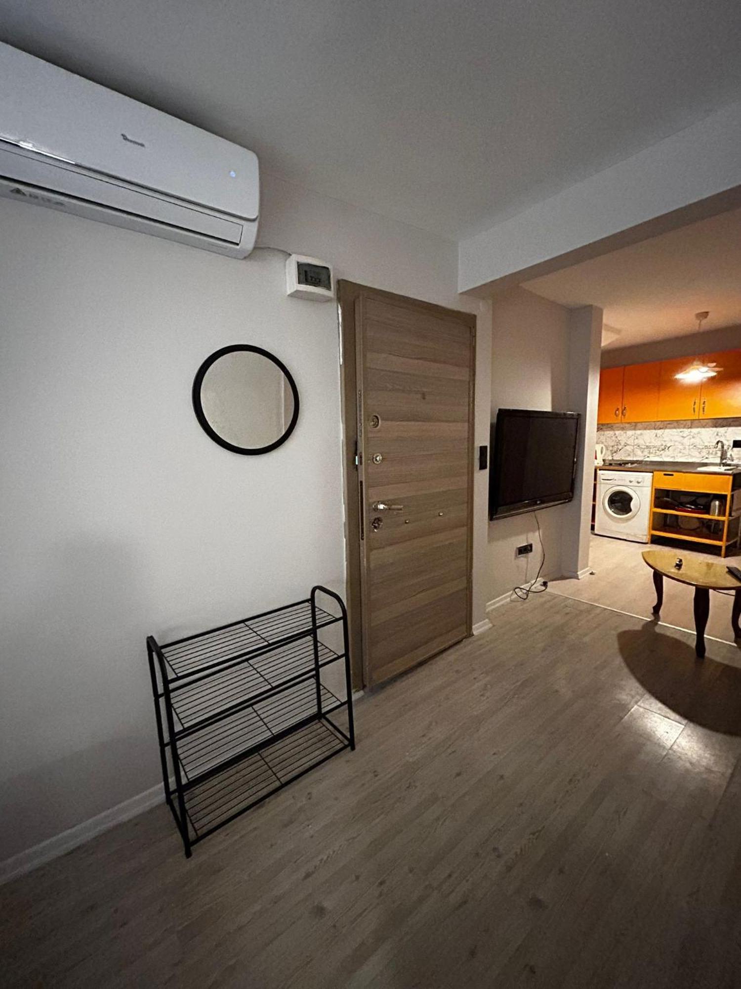 Apartament I1 House *