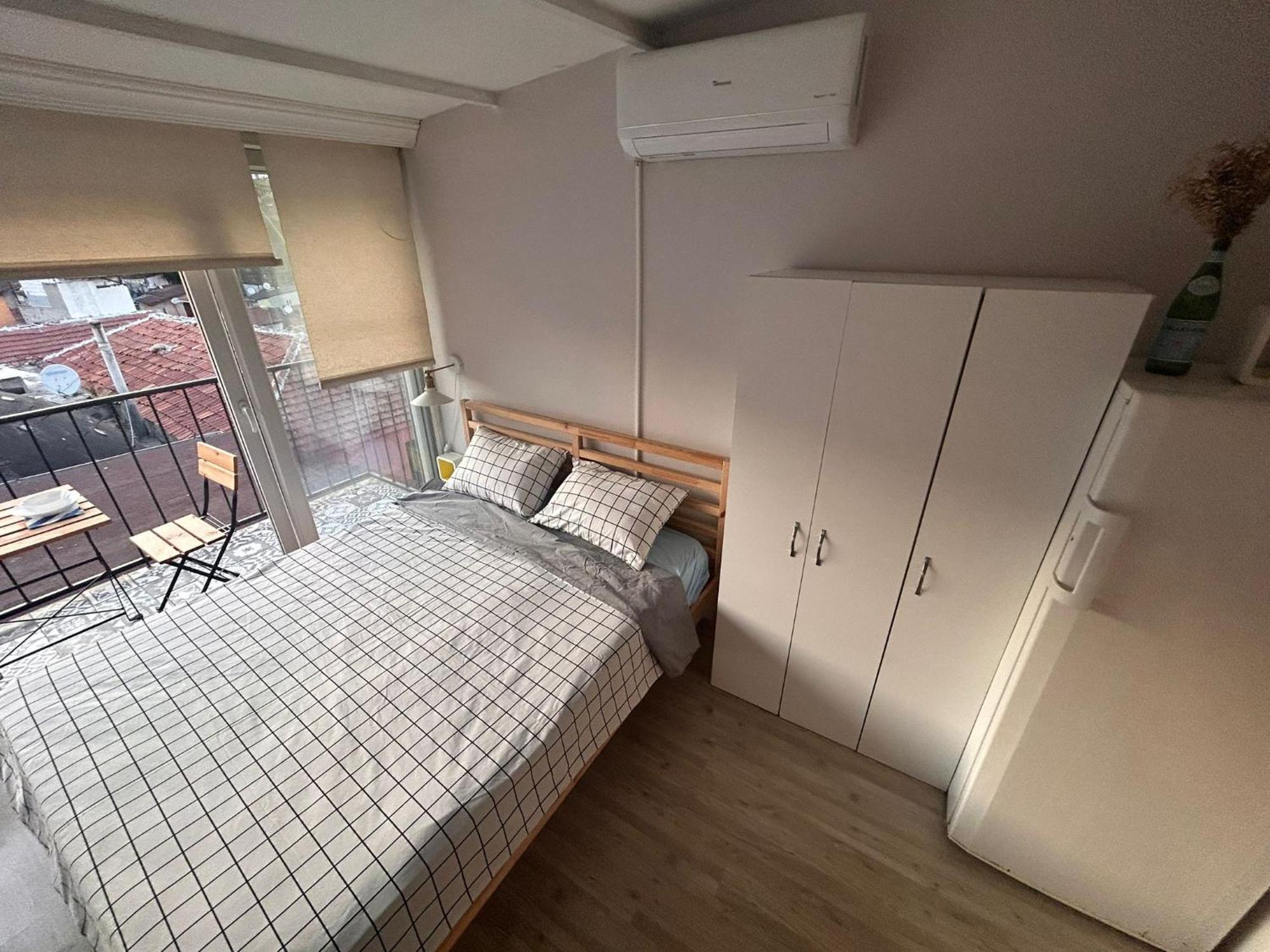 I1 House Apartment *